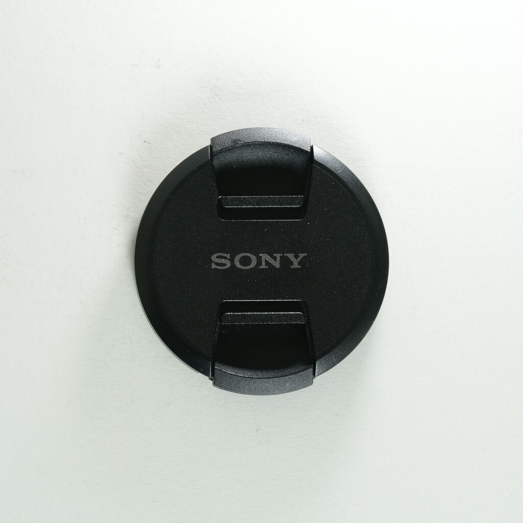 SONY FE 35mm F1.8 SEL35F18F SONY FE 35mm F1.8 SEL35F18F