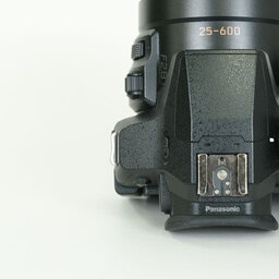 Panasonic LUMIX DMC-FZ300