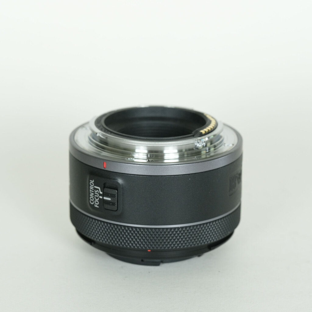 Canon RF50mm F1.8 STM