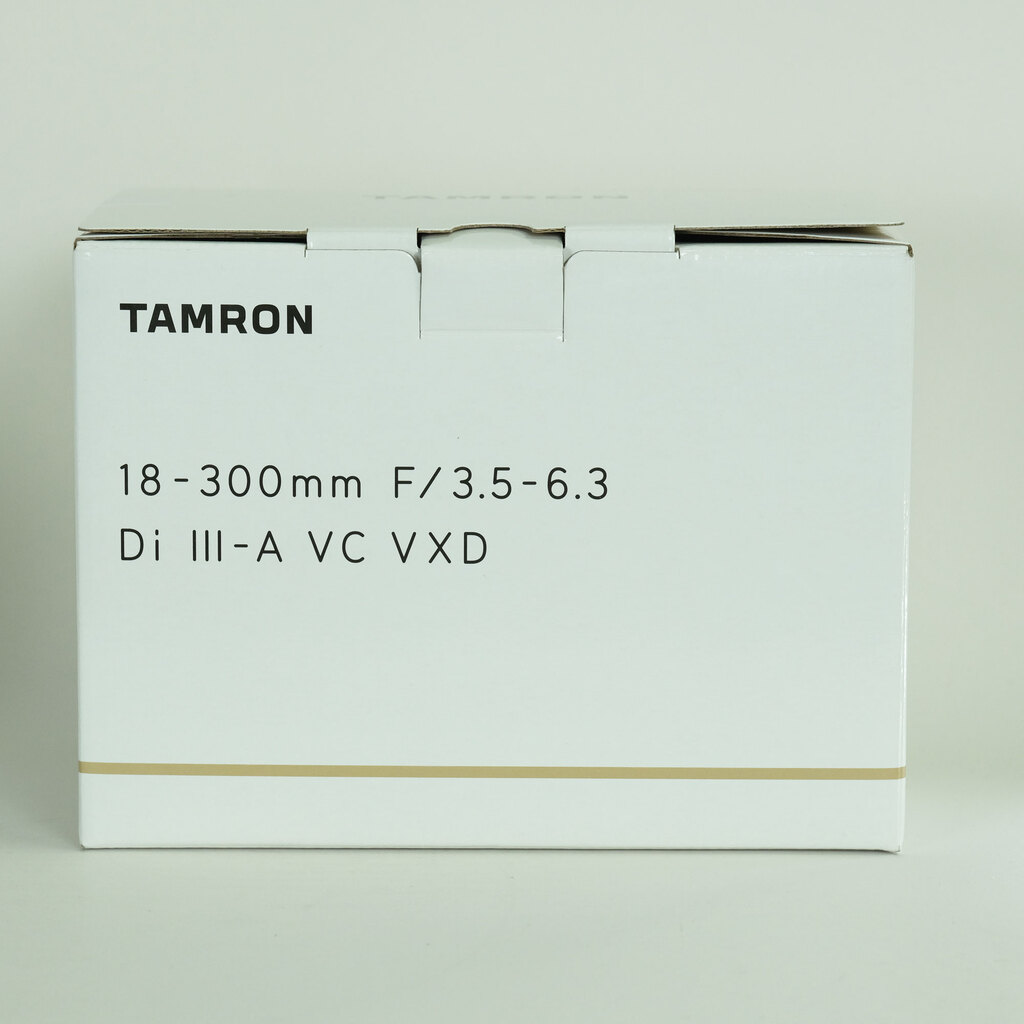 TAMRON 18-300mm F/3.5-6.3 Di III-A VC VXD (Model B061) [ソニーE用]