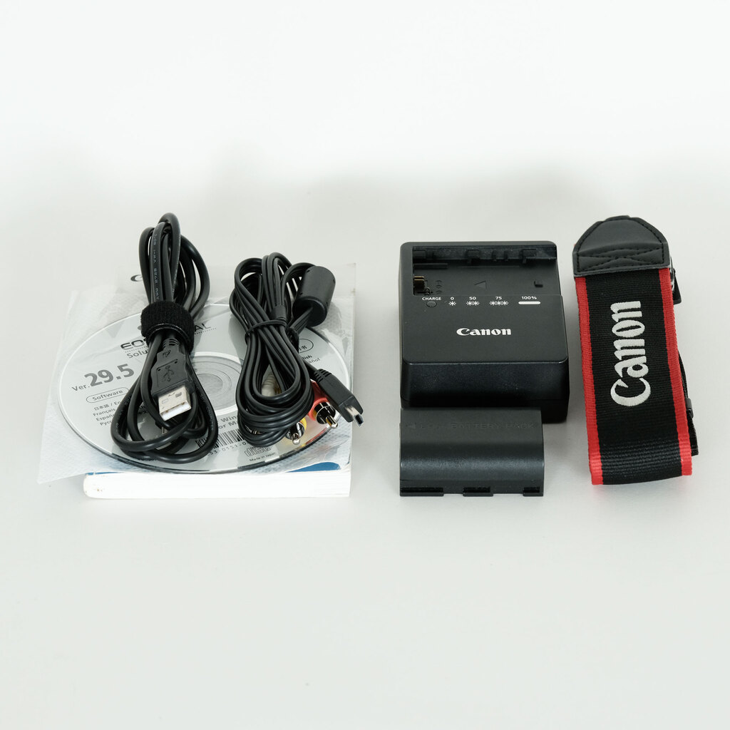 Canon EOS 5D Mark III Canon EOS 5D Mark III