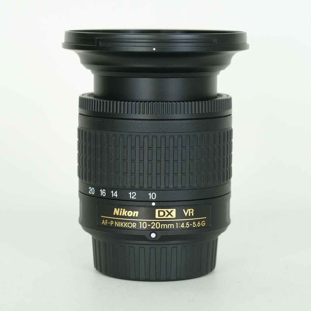 Nikon AF-P DX NIKKOR 10-20mm F4.5-5.6G VR Nikon AF-P DX NIKKOR 10-20mm F4.5-5.6G VR
