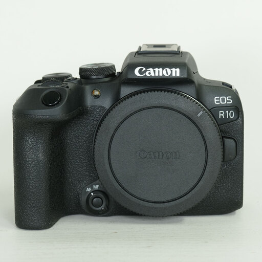 Canon EOS R10