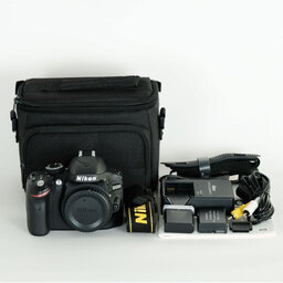 Nikon D3200ボディ ブラック