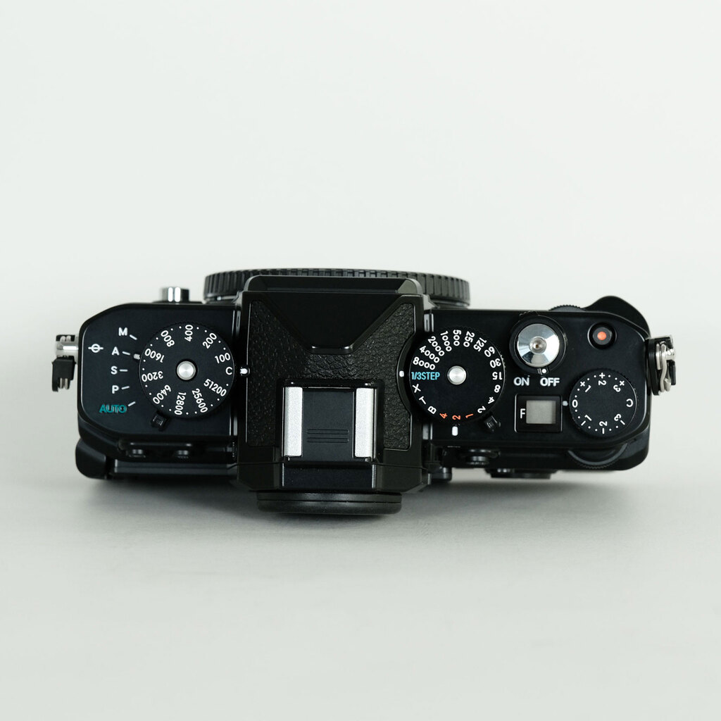 ジャンク】Nikon Zf ミラーレスカメラ 本体 Zf ミラーレス一眼カメラ