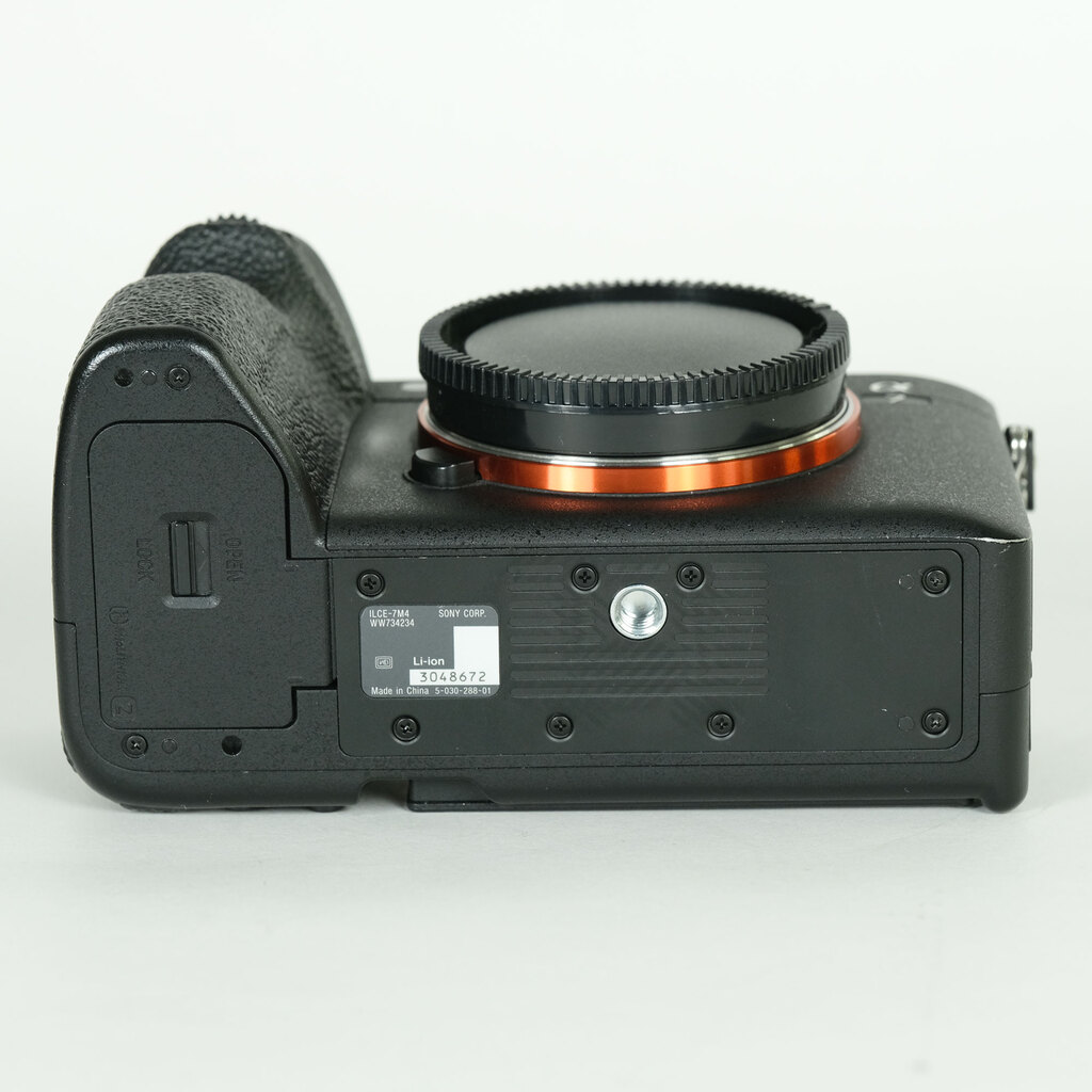 SONY α7 IV(ILCE-7M4) SONY α7 IV(ILCE-7M4)