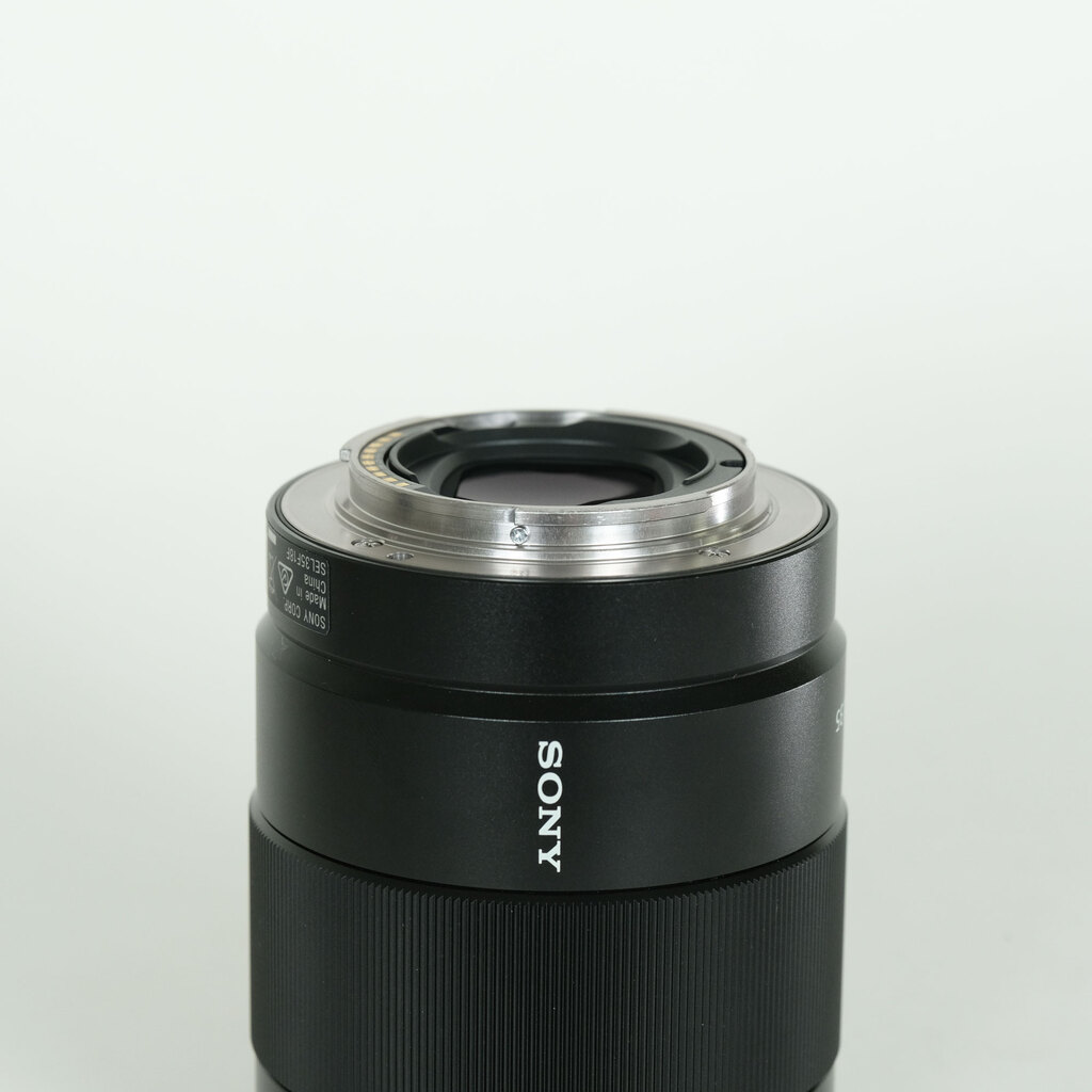 SONY FE 35mm F1.8 SEL35F18F SONY FE 35mm F1.8 SEL35F18F