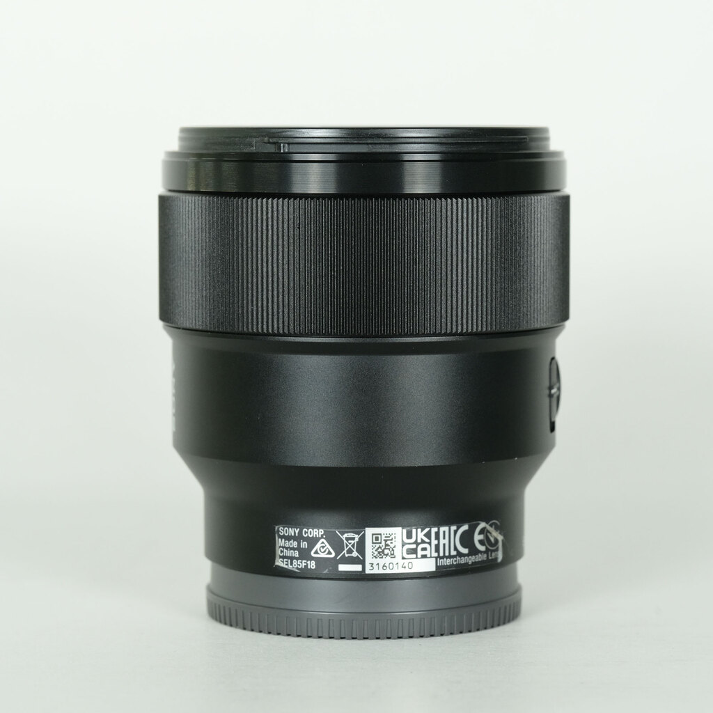SONY FE 85mm F1.8 SEL85F18の出品 | ONE SCENE（ワンシーン）