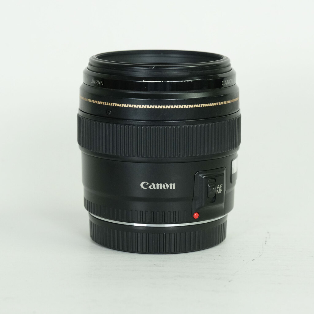 Canon EF85mm F1.8 USM Canon EF85mm F1.8 USM