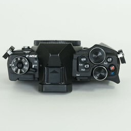 OLYMPUS OM-D E-M5 Mark II