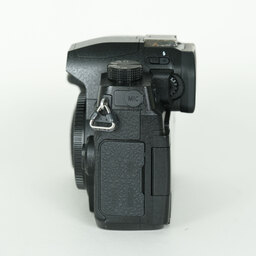 Panasonic LUMIX DC-G99 Panasonic LUMIX DC-G99