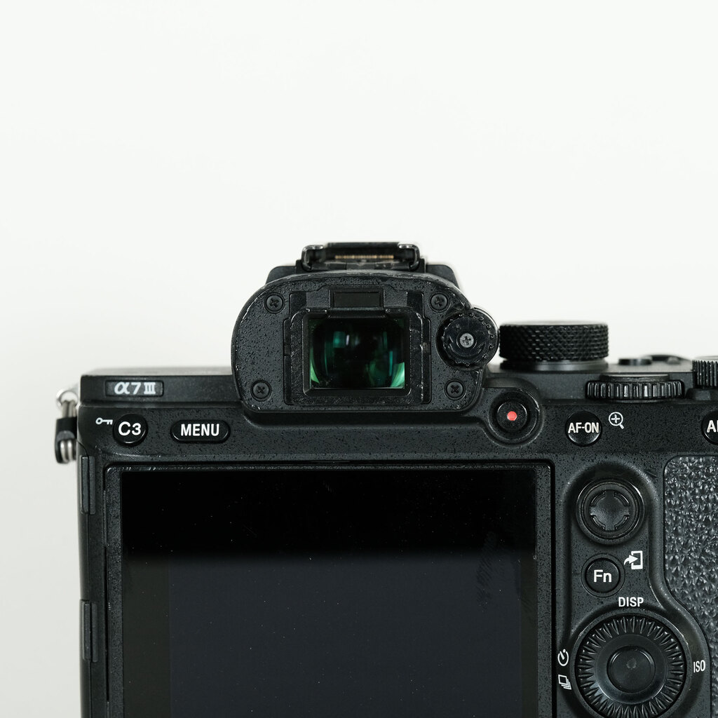 SONY α7 III（ILCE-7M3）