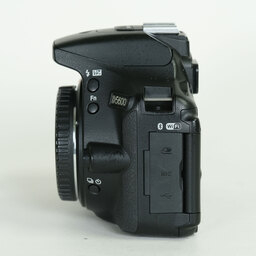 Nikon D5600
