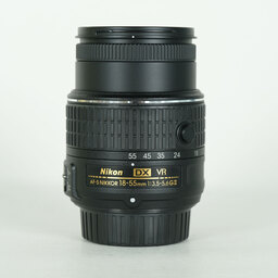 Nikon AF-S DX NIKKOR 18-55mm f3.5-5.6G VR II Nikon AF-S DX NIKKOR 18-55mm f3.5-5.6G VR II