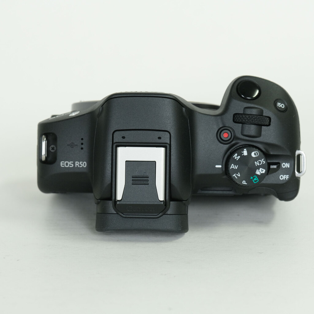 Canon EOS R50