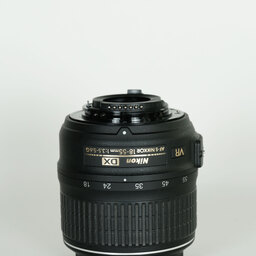 Nikon AF-S DX NIKKOR 18-55mm F3.5-5.6 G VR