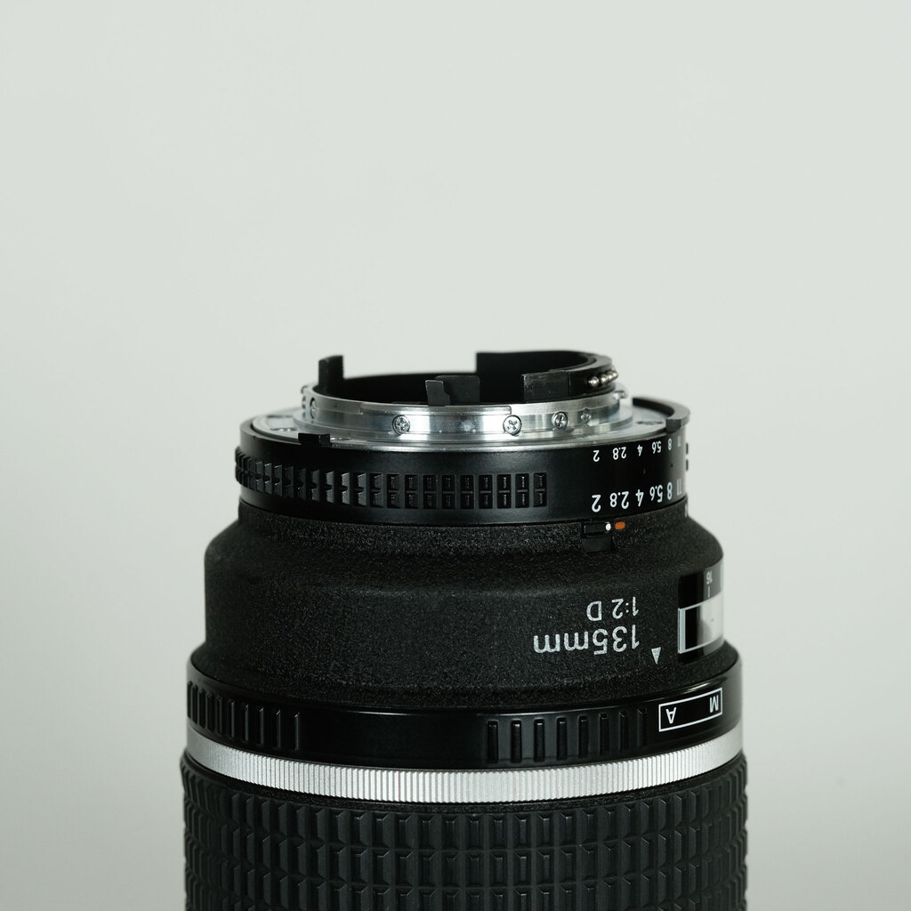 Nikon Ai AF DC-Nikkor 135mm F2D