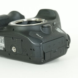 Canon EOS 7D Mark II