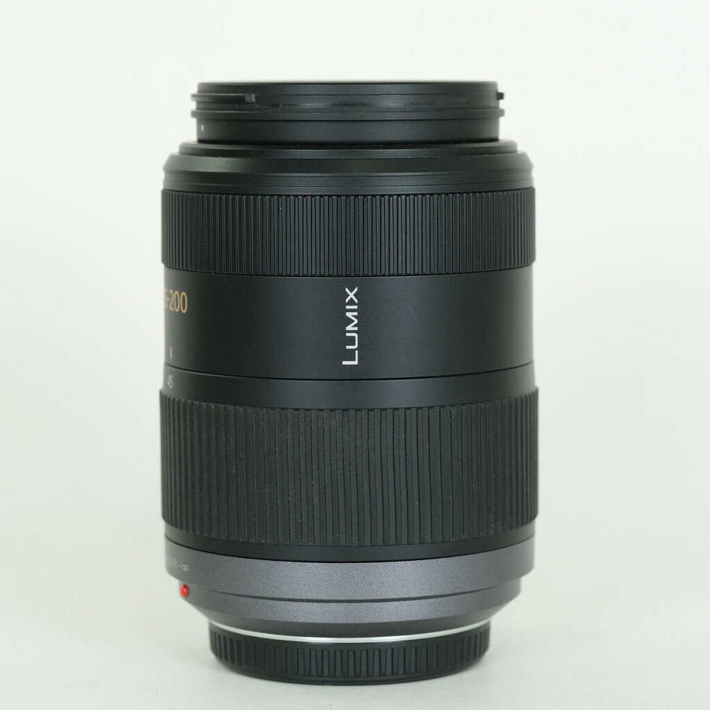 Panasonic LUMIX G VARIO 45-200mm F4.0-F5.6 MEGA O.I.S. H-FS045200 Panasonic LUMIX G VARIO 45-200mm F4.0-F5.6 MEGA O.I.S. H-FS045200
