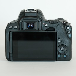Canon EOS Kiss X9
