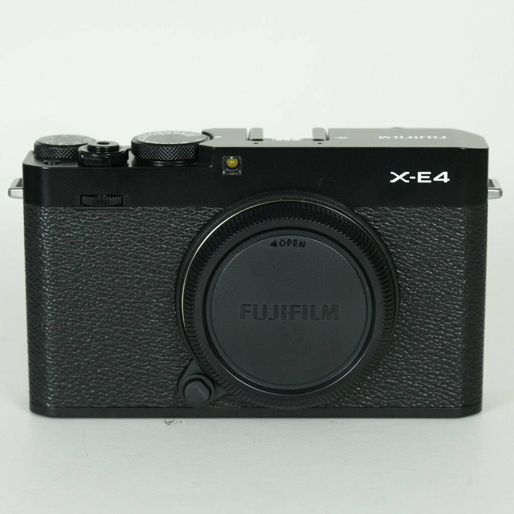 FUJIFILM X-E4 [�{�f�B �u���b�N]