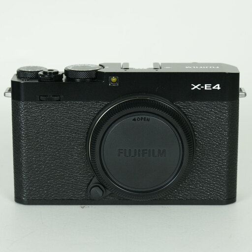 FUJIFILM X-E4