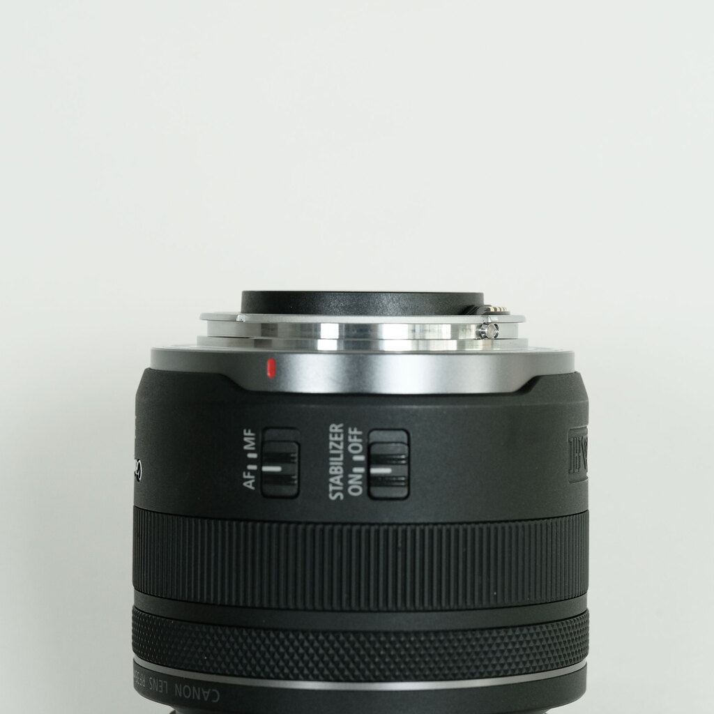 Canon RF35mm F1.8 MACRO IS STM