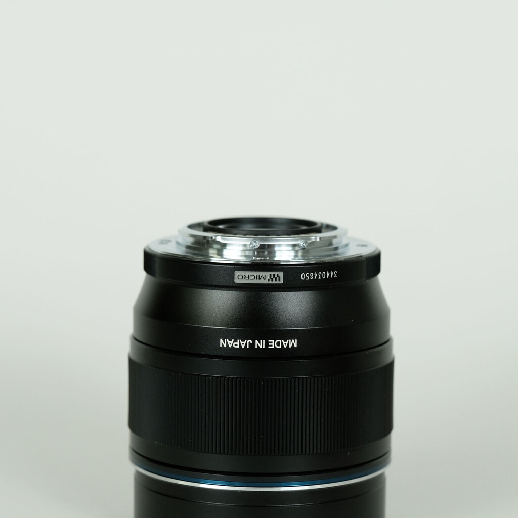 OLYMPUS M.ZUIKO DIGITAL ED 75mm F1.8