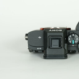 SONY α7 IV(ILCE-7M4) SONY α7 IV(ILCE-7M4)