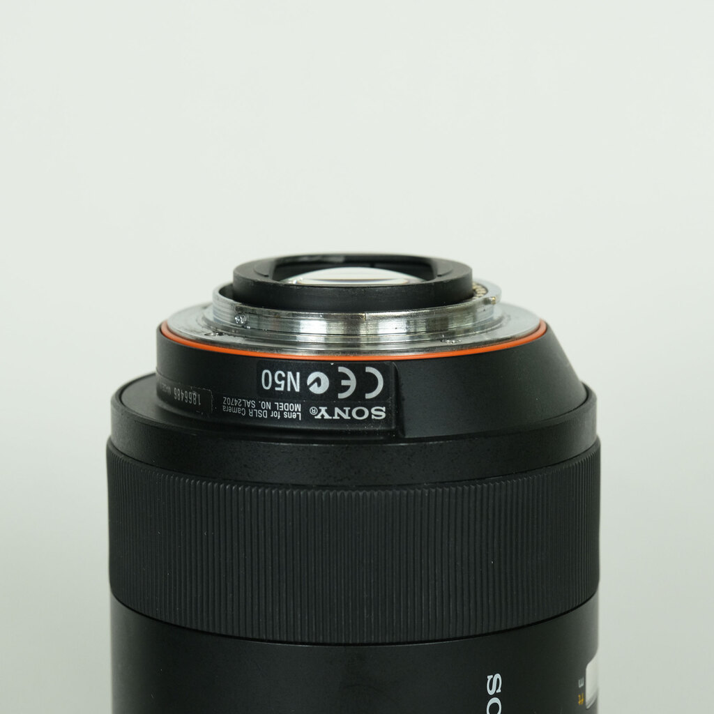SONY Vario-Sonnar T* 24-70mm F2.8 ZA SSM SAL2470Z SONY Vario-Sonnar T* 24-70mm F2.8 ZA SSM SAL2470Z