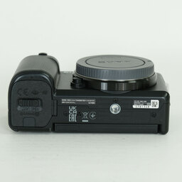 SONY VLOGCAM ZV-E10