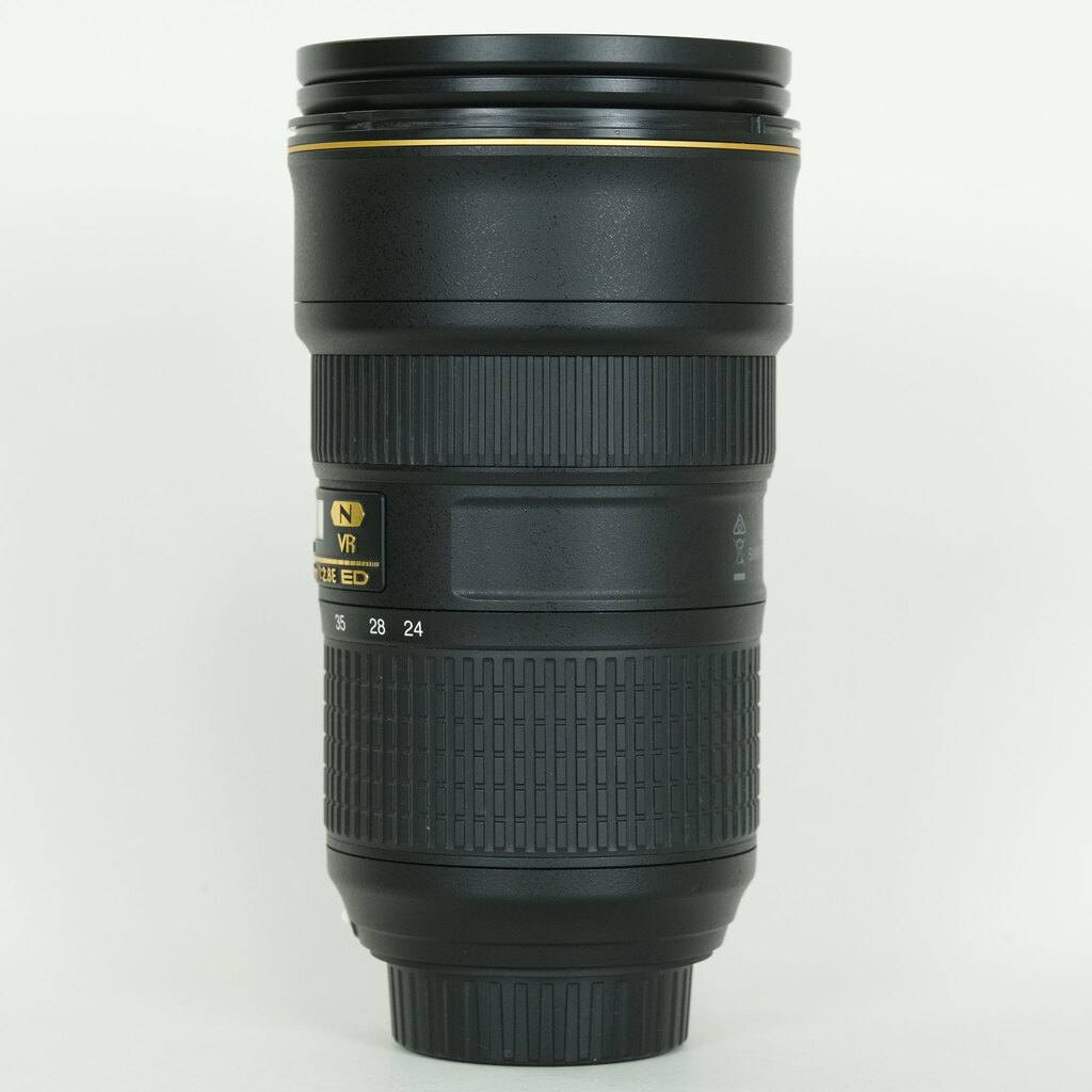Nikon AF-S NIKKOR 24-70mm f/2.8E ED VR Nikon AF-S NIKKOR 24-70mm f/2.8E ED VR