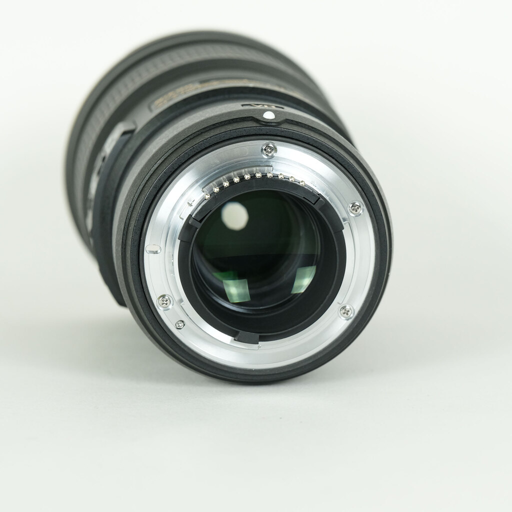 Nikon AF-S NIKKOR 300mm f/4E PF ED VR