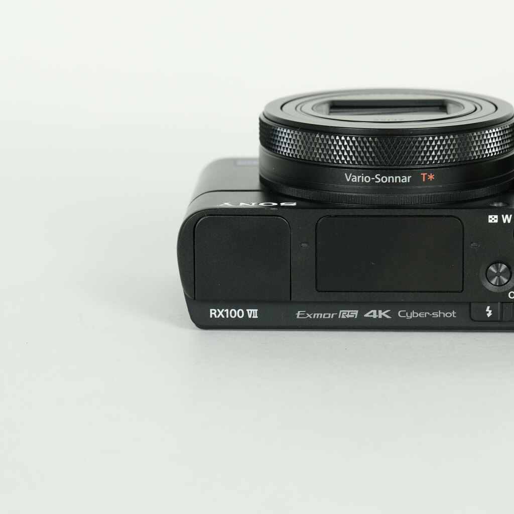 SONY Cyber-shot DSC-RX100M7 SONY Cyber-shot DSC-RX100M7