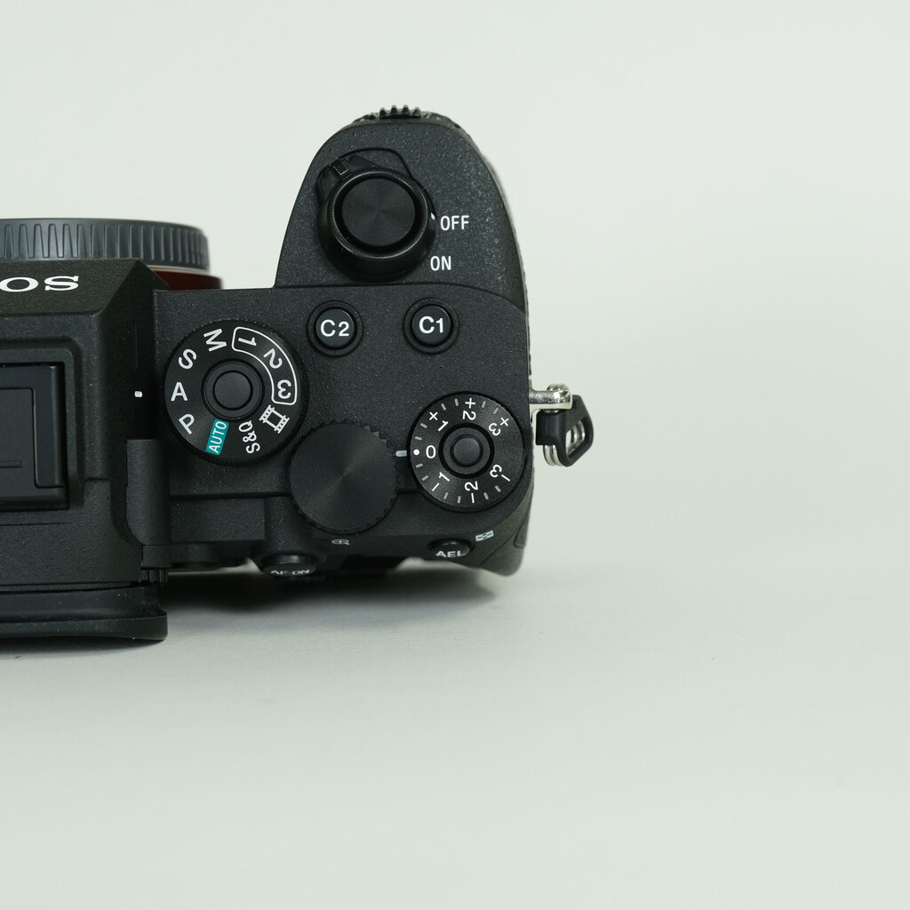 SONY α7RIV ボディ ILCE-7RM4A   【後期モデル 液晶下部にSONYロゴなし】