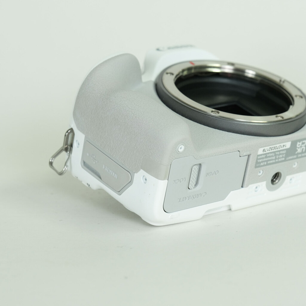 Canon EOS R50 Canon EOS R50