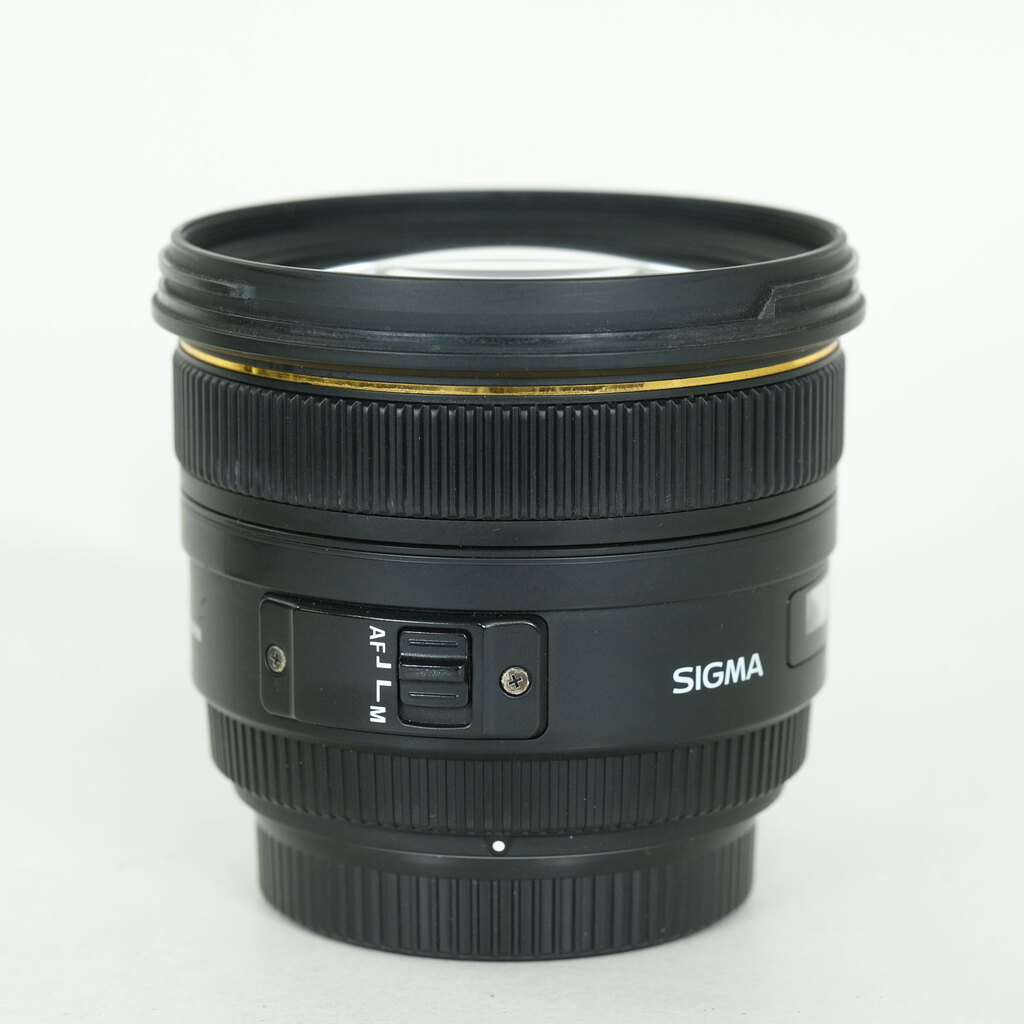 SIGMA 50mm F1.4 EX DG HSM (ソニーA用)