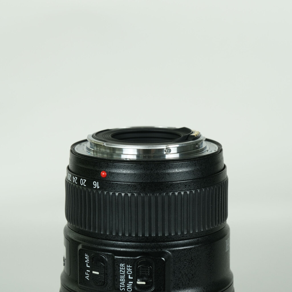 Canon EF16-35mm F4L IS USMの出品 | ONE SCENE（ワンシーン）