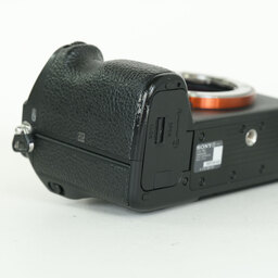 SONY α7 III(ILCE-7M3) SONY α7 III(ILCE-7M3)