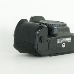 Canon EOS 90D