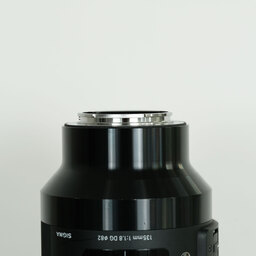 SIGMA Art 135mm F1.8 DG HSM (ソニーE用) SIGMA Art 135mm F1.8 DG HSM (ソニーE用)