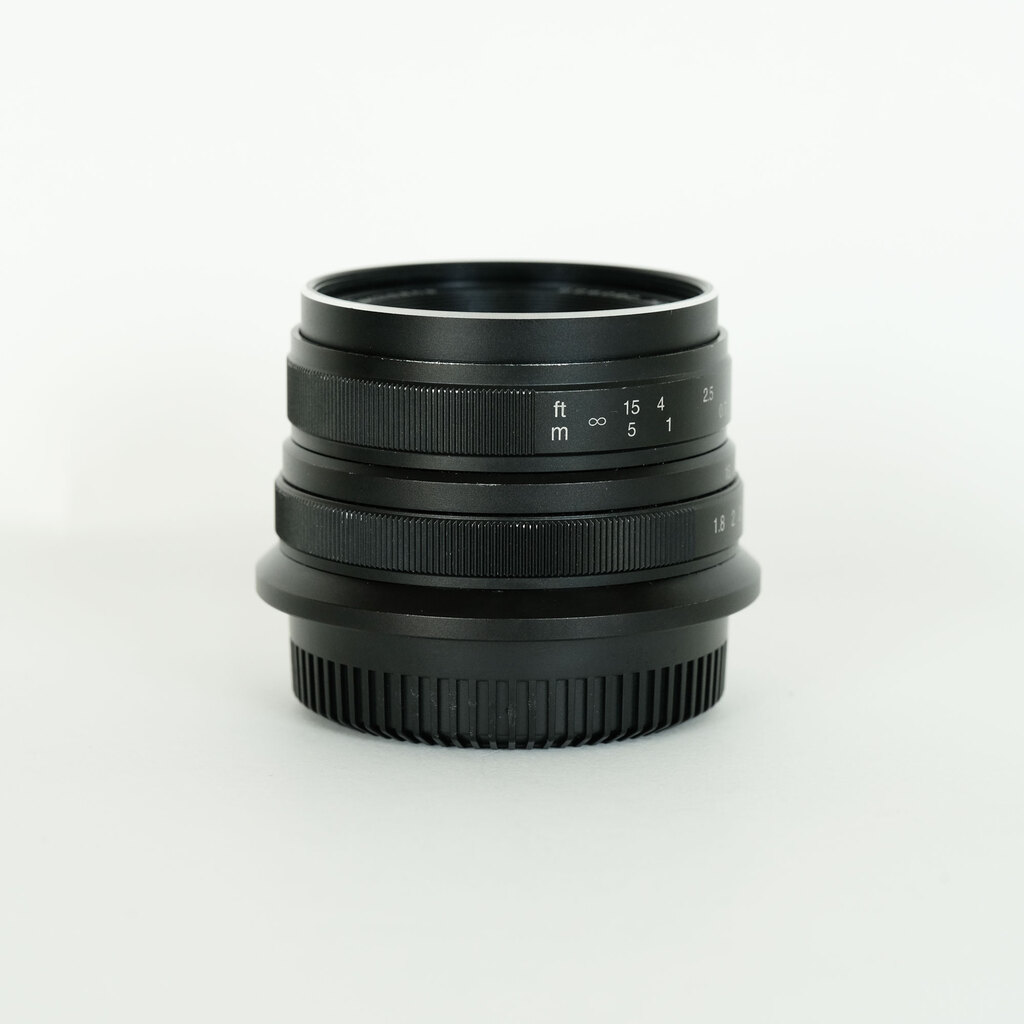 七工匠 7artisans 25mm F1.8 (マイクロフォーサーズ用) ブラック