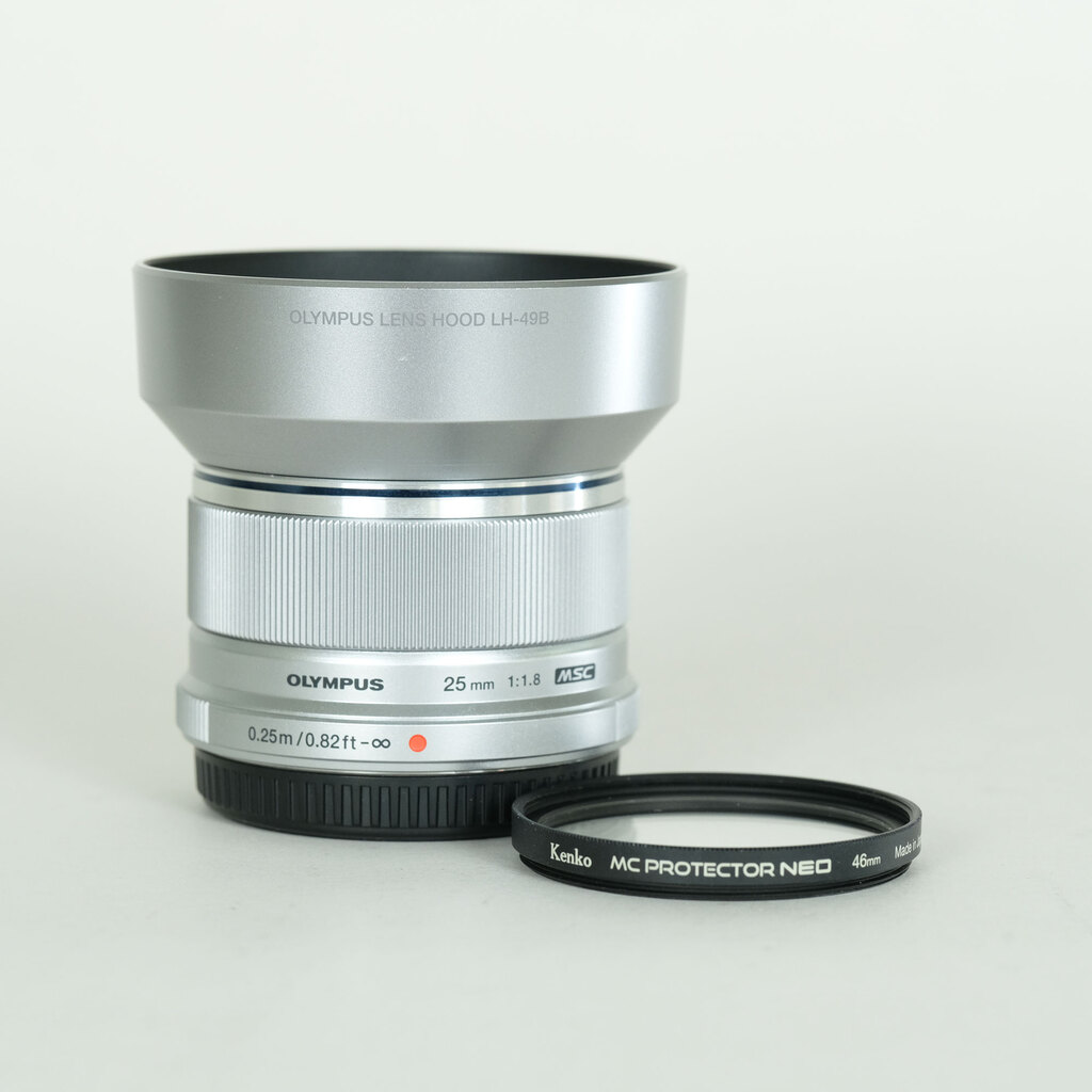 OLYMPUS M.ZUIKO DIGITAL 25mm F1.8 OLYMPUS M.ZUIKO DIGITAL 25mm F1.8