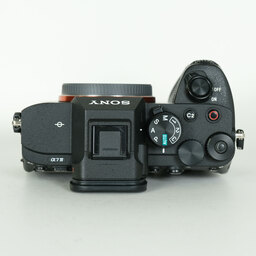 SONY α7 IV(ILCE-7M4) SONY α7 IV(ILCE-7M4)