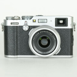 FUJIFILM X100F シルバー FUJIFILM X100F シルバー