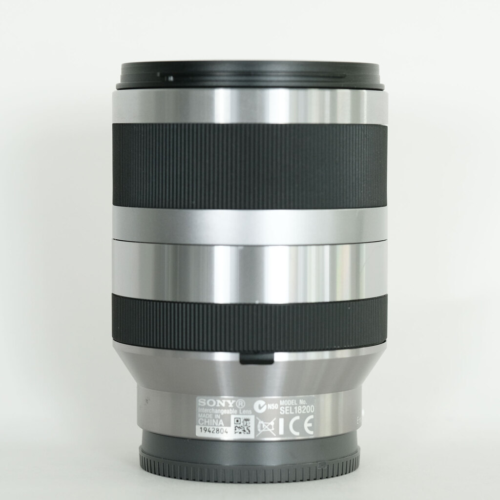 SONY E18-200mm F3.5-6.3 OSS SEL18200