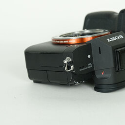 SONY α7R III(ILCE-7RM3) SONY α7R III(ILCE-7RM3)