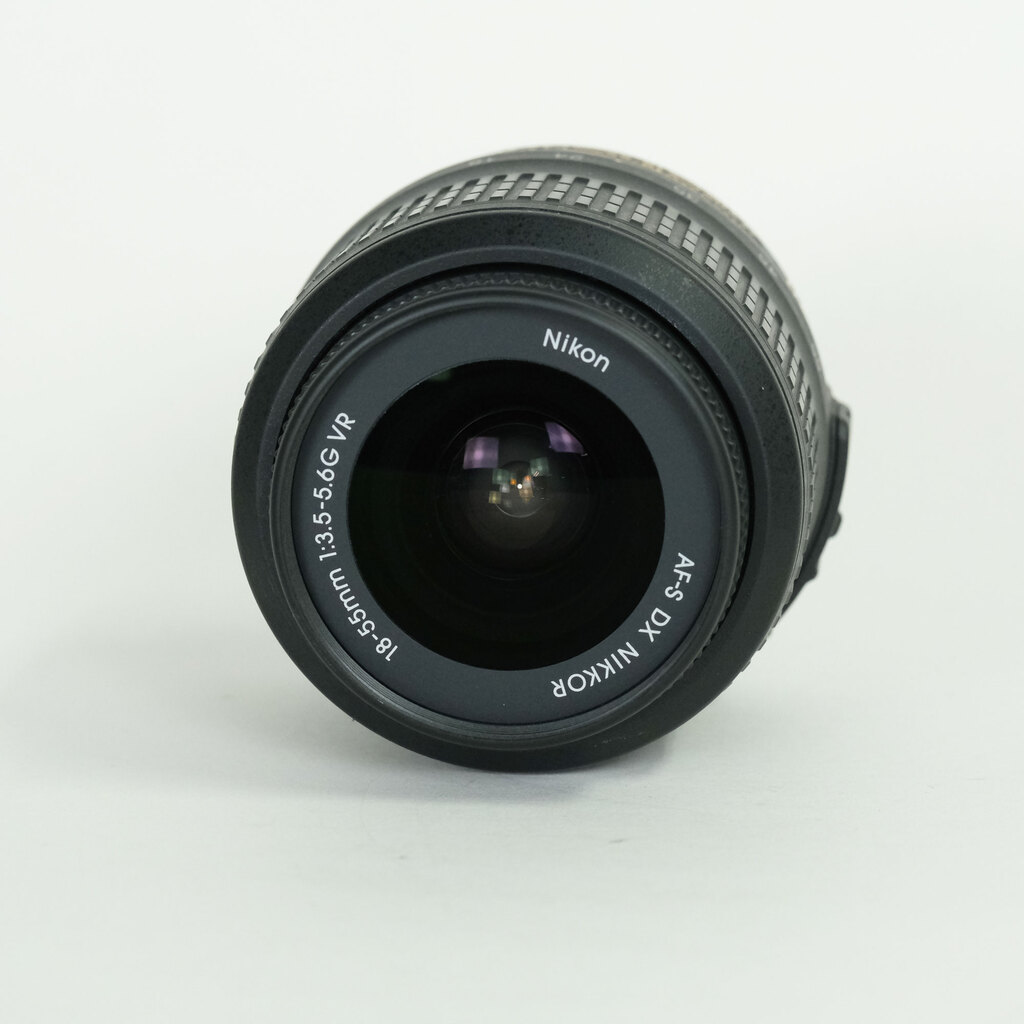 Nikon AF-S DX NIKKOR 18-55mm F3.5-5.6 G VR