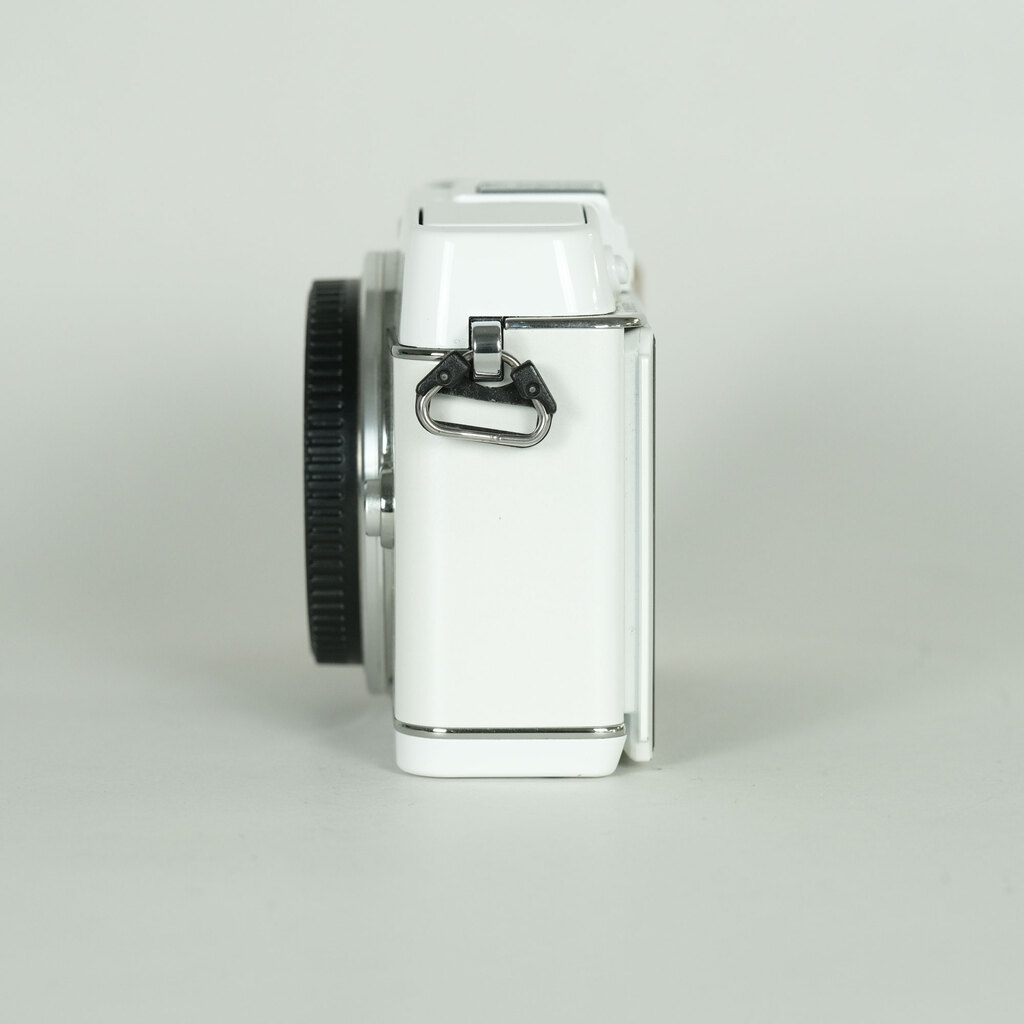 OLYMPUS PEN E-P5 ボディ ホワイト