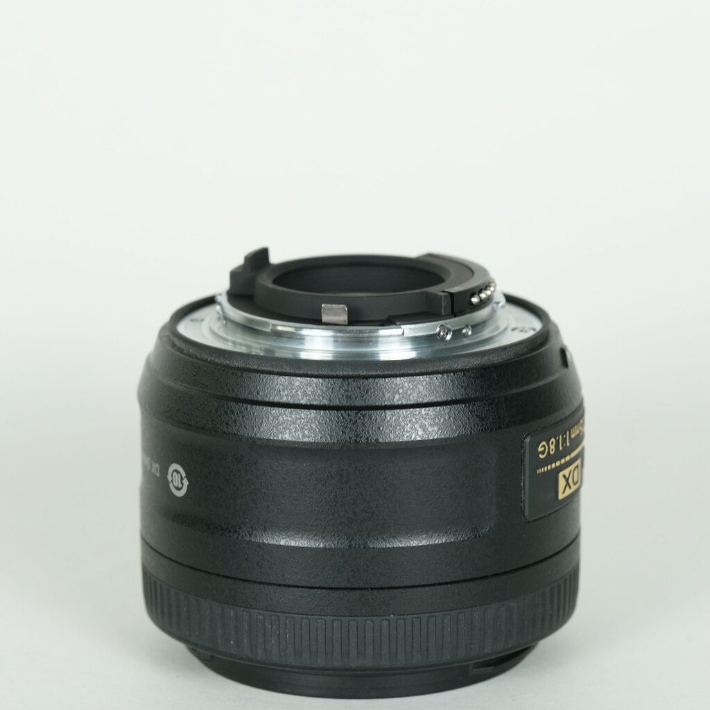 Nikon AF-S DX NIKKOR 35mm f/1.8Gの出品 | ONE SCENE（ワンシーン）